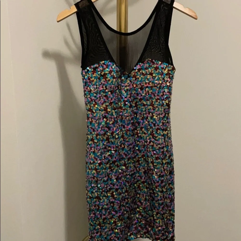 Colorful sequin body con - Picture 2 of 6